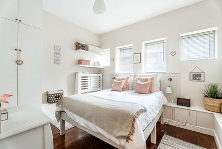 Available furnished from 05/01/2026 - Photo 5