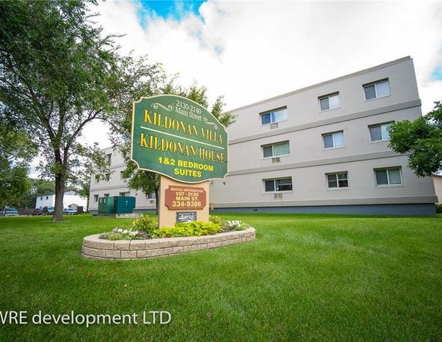 Kildonan Villa and House | 2140 Main St., Winnipeg - Photo 1