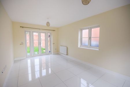 4 bedroom detached house to rent, - Photo 2