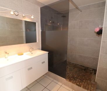 Location Appartement 3 pièces 74m² STE CLOTILDE 97490 - Photo 6