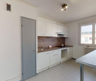 Location Appartement 4 pièces 76m² CHENOVE 21300 - Photo 6