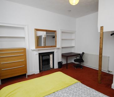 Kingsley Road, TFF, Plymouth - Photo 1