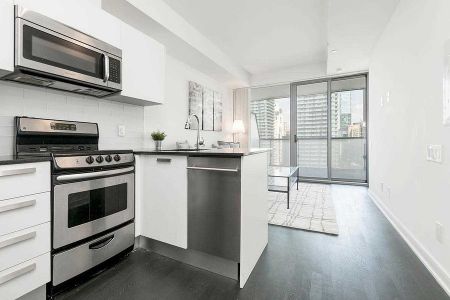 For Lease - 57 St Joseph Street Unit# #1808, Toronto, Ontario - Photo 5