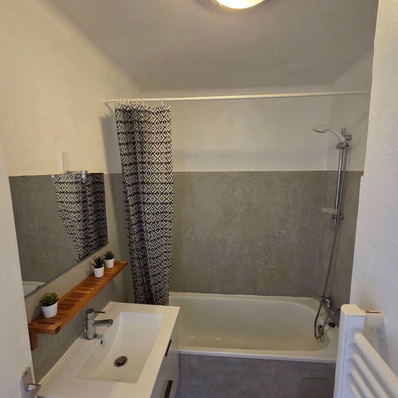 Appartement Avignon 1ere ceinture, - Photo 1