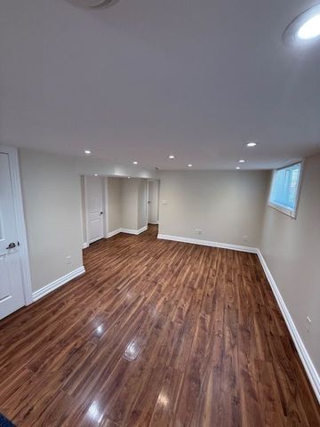 For Lease - 10 Fallingdale Crescent, Toronto, Ontario - Photo 3