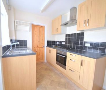2 bedroom terraced house to rent - Photo 3