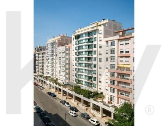 Apartamento T4 em Lisboa - Photo 1