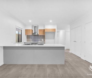 4-Bedroom Home in White Rock Estate, Conveniently Located Near Amen... - Photo 3