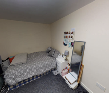 7 Flat 1 Headingley Avenue, Leeds, LS6 3EP - Photo 3 | Rentumo