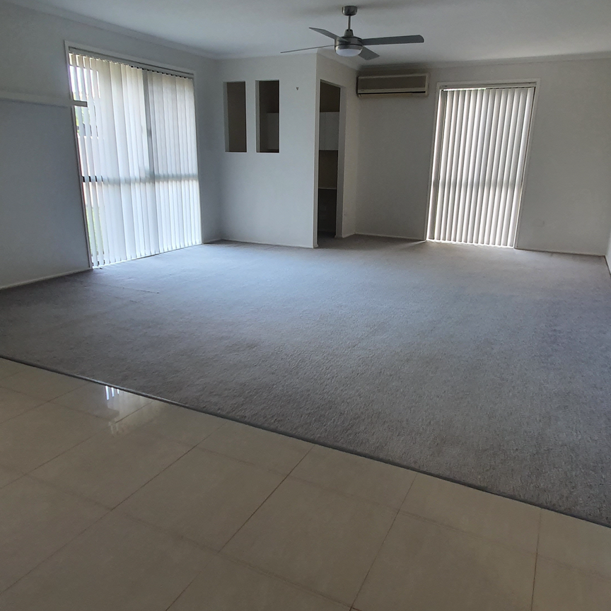 Peaceful Living in the Heart of Currumbin Waters - Photo 1