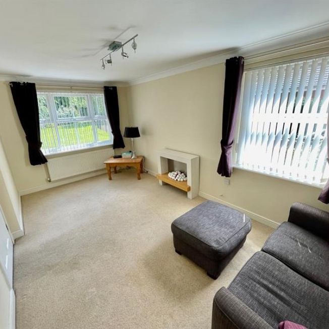 3 Bedroom Semi Detached To Let - Photo 1