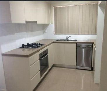 Modern 2-Bedroom house in Prime Location - Photo 3