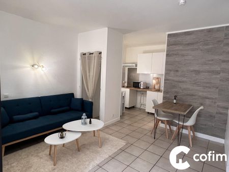 Grand T1 MEUBLE de 30m2 PAU HYPER CENTRE - Photo 4