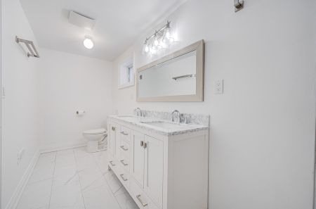 For Lease - 2575 Benedet Drive Unit# Lower, Mississauga, Ontario - Photo 4