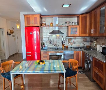 Apartamento de alquiler en Urbanización Mohana, 27, El Faro de Cala... - Photo 2