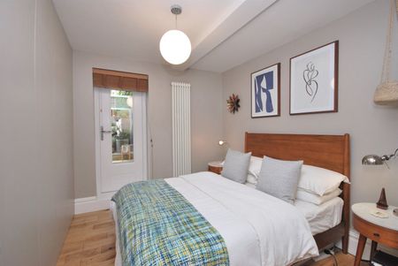 Barry Road, London, SE22 - Photo 5