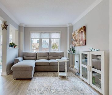 Condo Townhouse For Lease | N9255432 - Photo 4