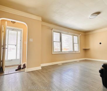 7182 Adams Avenue #UPPER - Photo 1