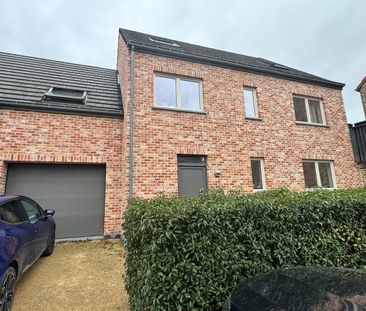 Huis - Te huur - Photo 1