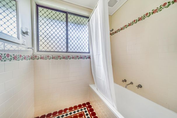 6 Barlee Place, Stirling ACT 2611 - House For Rent | Domain - Photo 1