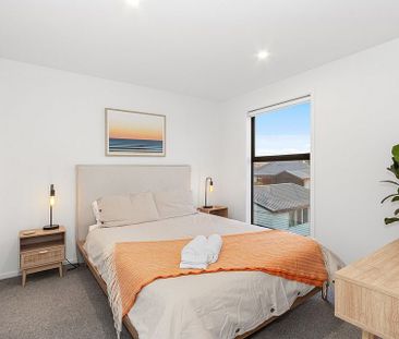 Coastal Home - Photo 3