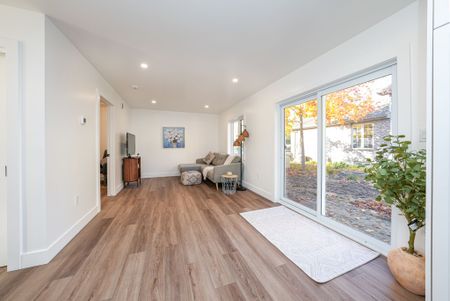 For Lease - 220 Ardross Street Unit# 1, North Middlesex, Ontario - Photo 3