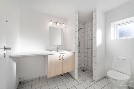 Skøn lejebolig i Odense S med egen hyggelig have - Photo 5