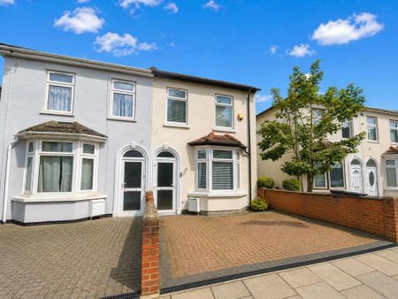 5 bedroom terraced house to rent - Photo 3