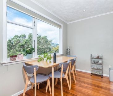 24 Franklyn Road, Tawa - Photo 6