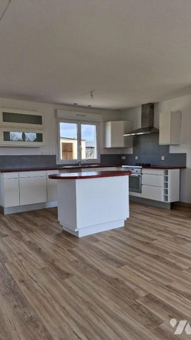 Pavillon de plain pied comprenant cuisine aménagée et équipée ouverte sur séjour lumineux, deux... - Photo 5