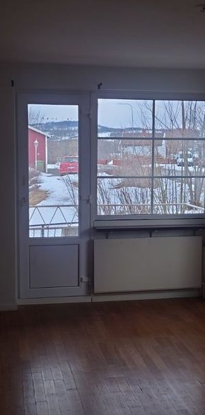 Folketshusgatan, Bräcke - Foto 1