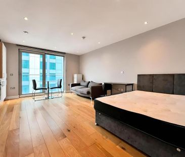 Studio to rent - Photo 3