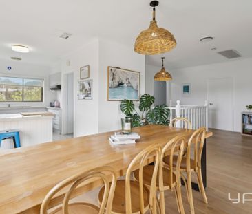 Spacious 5 bedroom Family Home in Quiet Tootgarook Location - Photo 2