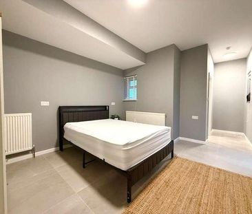 Bushey Grove Road, Bushey, WD23 - Photo 5