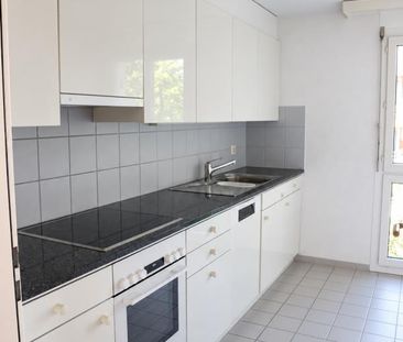 Grosszügige, helle 4.5-Zimmer-Wohnung mit Balkon in Altenrhein - Photo 2