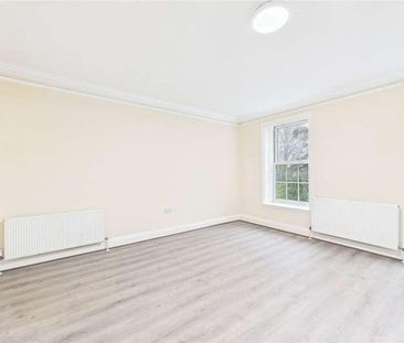 Andover Road, Newbury, Berkshire, RG14 - Photo 1