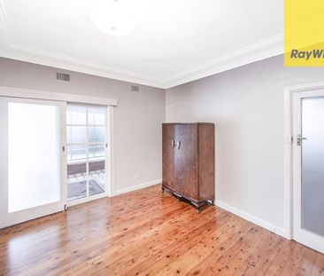 Located in one of the best streets in North Parramatta - Photo 4