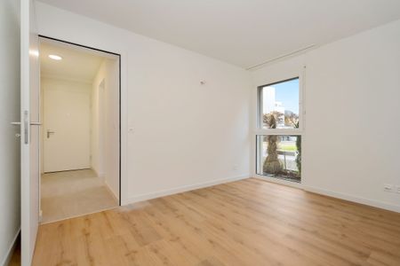 For rent: Modern 3.5-room apartment (117m2) in the village center of Belp - Photo 4