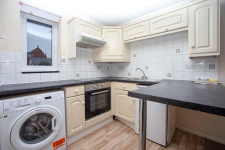 Studio to rent - Photo 5