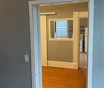 303 EAST 19TH Street Unit# 2, Hamilton, Ontario, L9A4S6 - Photo 6