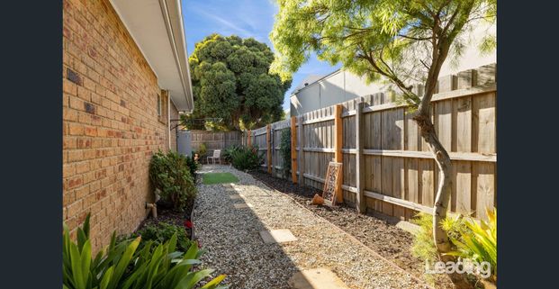 Making Life Easy! - Photo 1