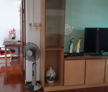 Blk 110 Fengshan Estate (Bedok), HDB 3 Rooms - For Rent - Photo 5