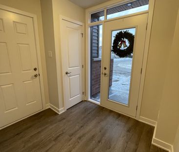 For Lease - 633 Corporal Private, Blossom Park - Airport and Area, ... - Photo 6