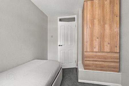 54 Railway Street, Comber, Newtownards, BT23 5HQ - Photo 4