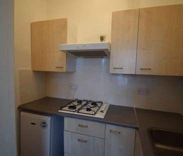 Studio Flat, Heron Mews, IG1 - Photo 4