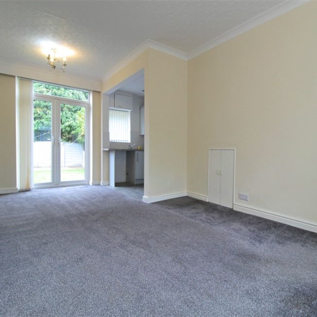 3 Bedroom Terraced Available Arranging tenancy - Photo 1