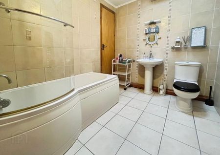 112 Grand Street, Lisburn, BT27 4UE - Photo 3