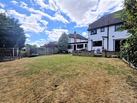 3 bedroom semi-detached house to rent - Photo 4