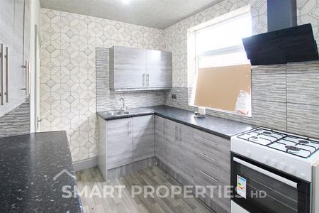 Heatherfield Road, Huddersfield - Photo 3