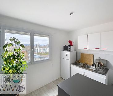 Location Appartement 2 pièces 53m² LE PETIT QUEVILLY 76140 - Photo 2